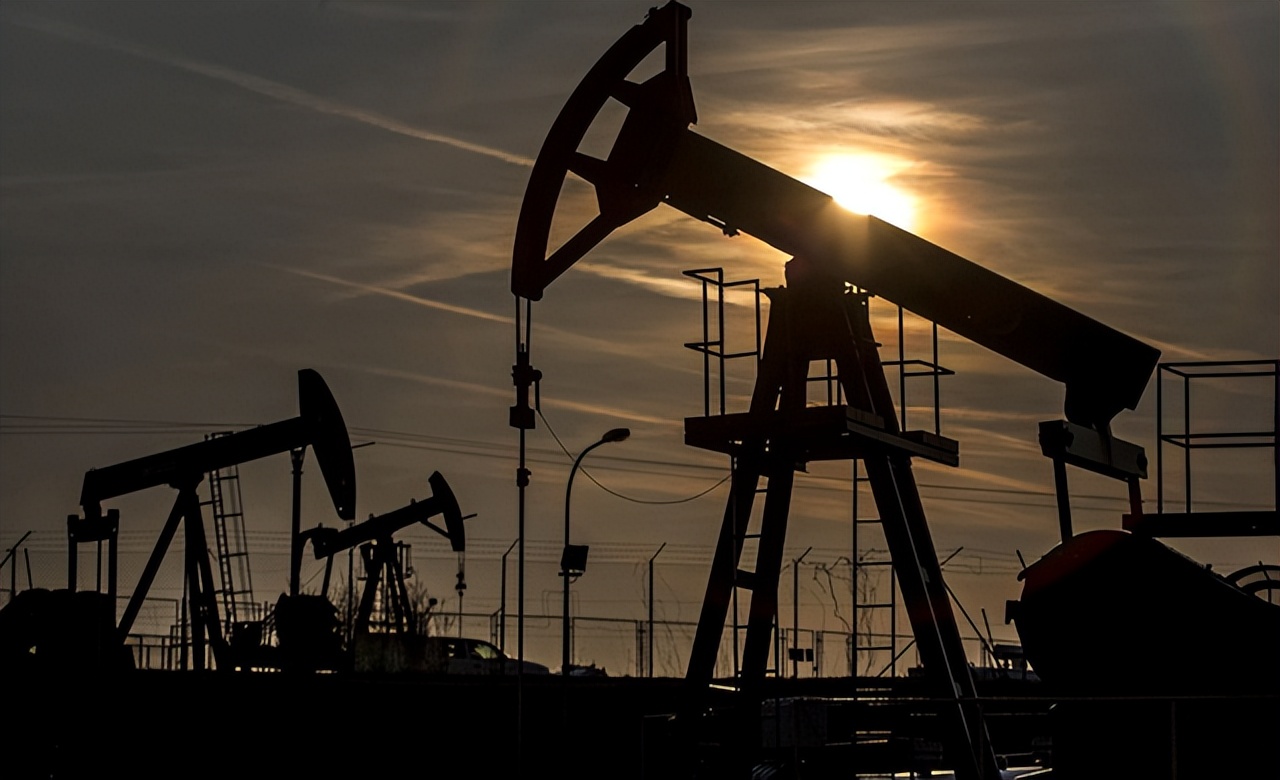 俄罗斯卖给印度的石油怎么运输,俄罗斯向印度出口石油怎么运输