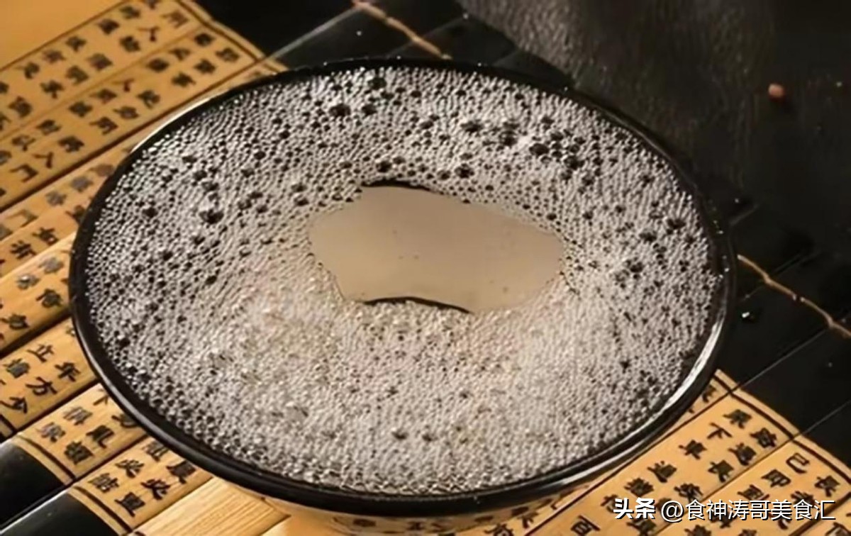 买酒问自己喝还是送人啥意思,买白酒的送人正确方法和技巧