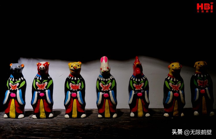 泥巴玩出名堂,谁玩泥巴玩出名堂