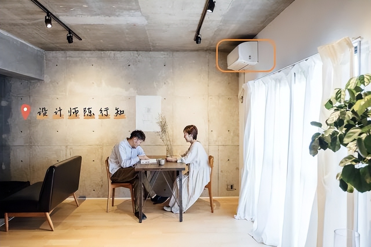 房子还没装修的客厅有必要装吗,装房子四房好还是三房好