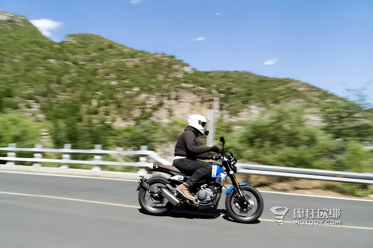 赛科龙re250攀爬版,赛科龙re250最新测评