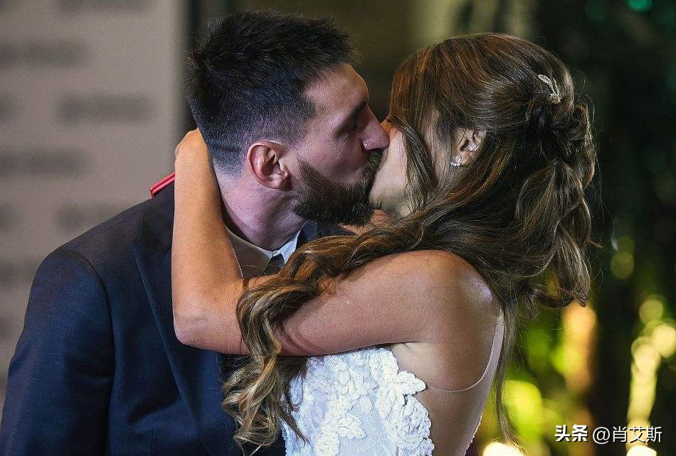 足坛射手榜贝利梅西c罗,足球三巨头梅西c罗内马尔