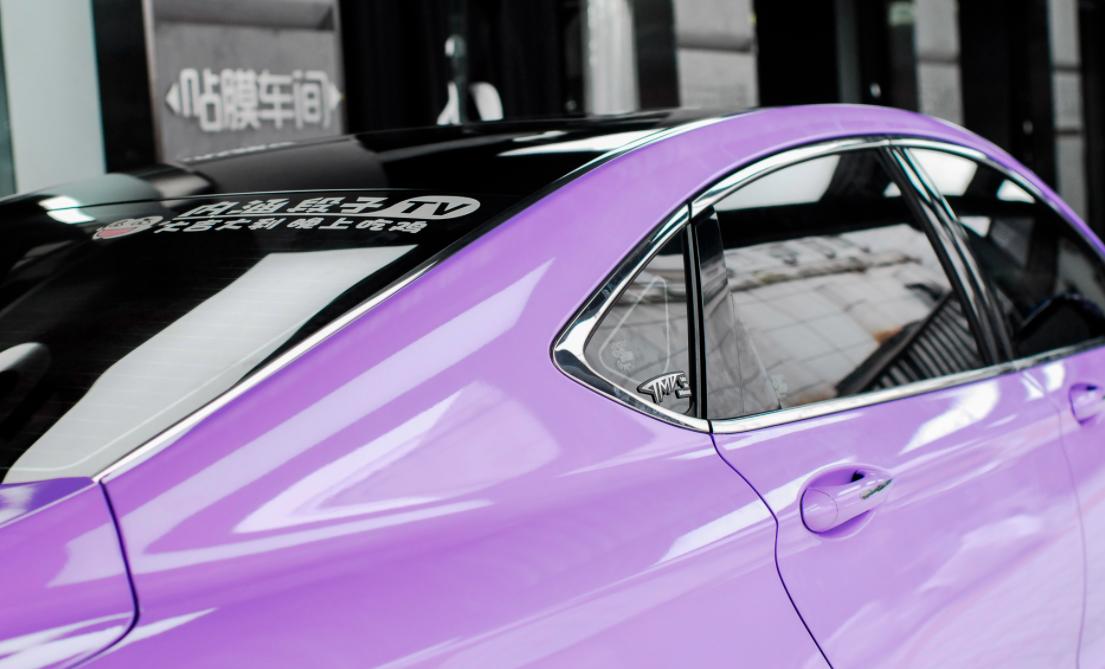 贴完膜里面的小水泡会消失吗,汽车刚贴完膜里面有水泡怎么办