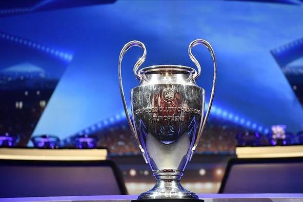 足球产业风险因素,外部环境对恒大财务危机的影响