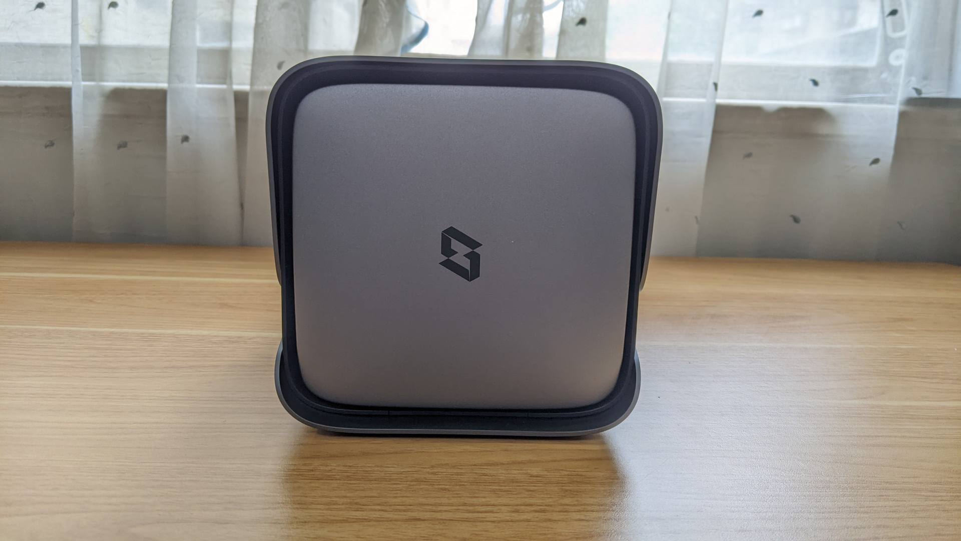 极空间z4对比绿联4600nas,极空间z4对比绿联nas