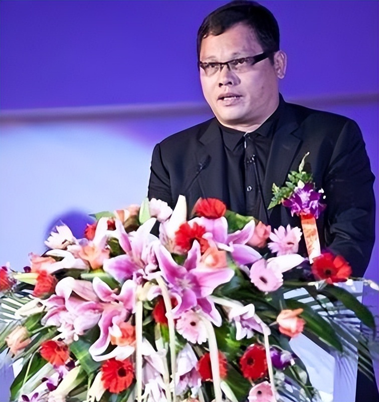 福建七位70后大叔白手起家逆袭,90后小伙创业身价40亿