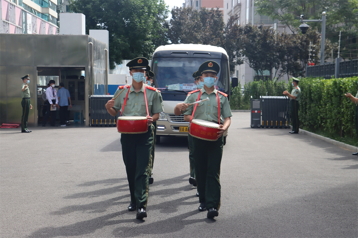 欢迎新同志的加入,欢迎新同志们来到军营