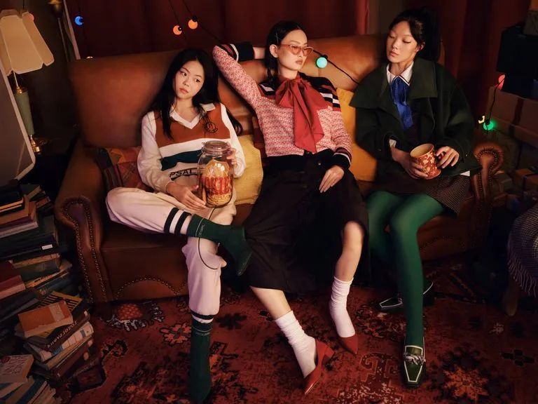 2022.11.21快报|LV发布梅西、罗纳尔多双人广告大片；老佛爷正式布局印度市场；诗篇发布2022冬季形象大片