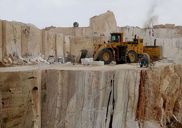 寮熷紵琚嫄楠楀埌娣卞北鑰佹灄,25宀佸皬浼欒楠楀ぇ灞遍噷