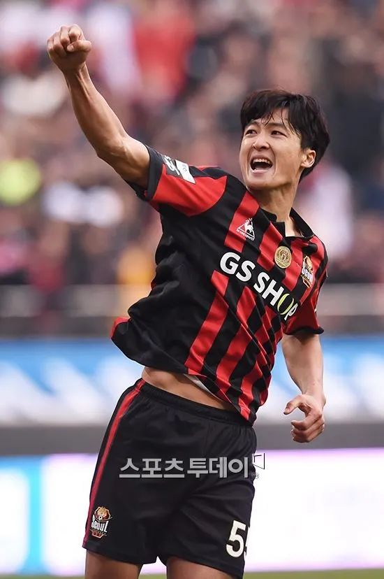 郭泰辉小传丨半路出家练就带刀侍卫，独眼巨人创造亚冠传奇