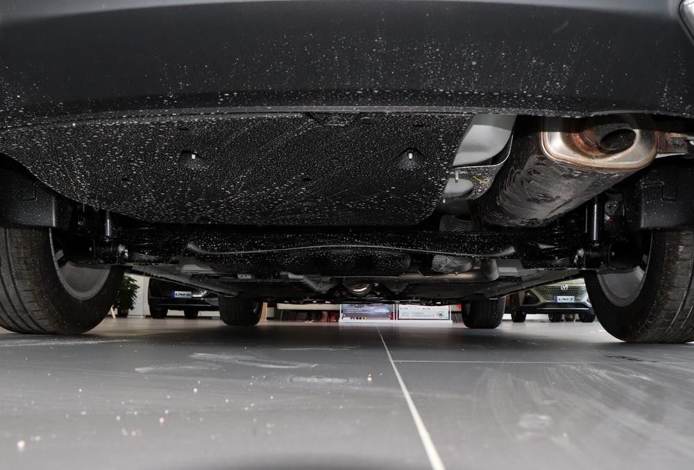 长安逸动搭载哪一款变速箱,长安逸动2013款和2014款区别