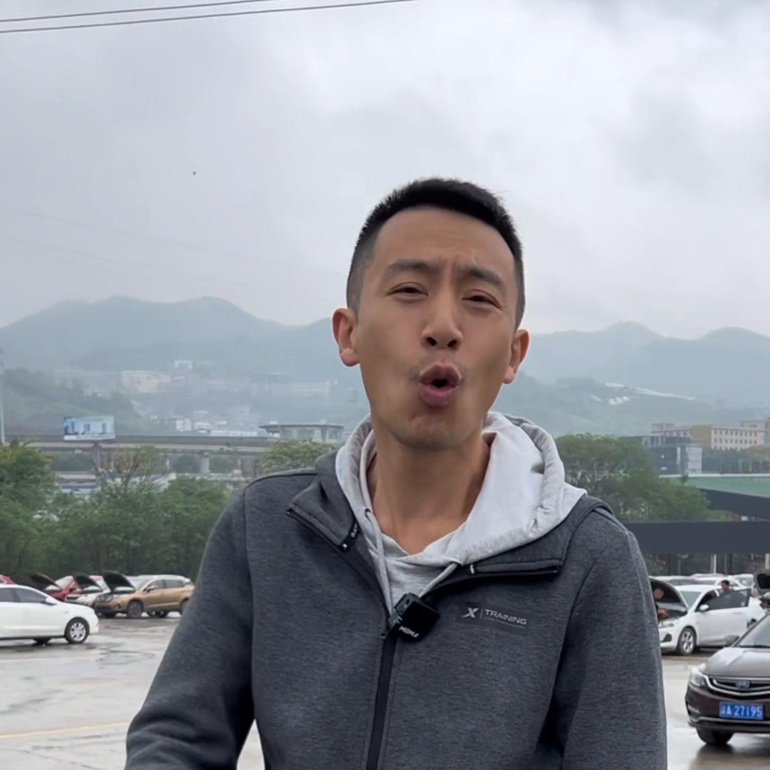 去重庆最大的二手车市场卖车,重庆最大二手车市场地址