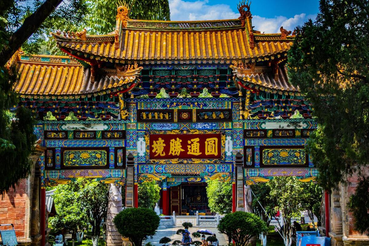 昆明周边有哪些好玩的旅游景点,昆明周边游玩景点推荐2天1晚冬天