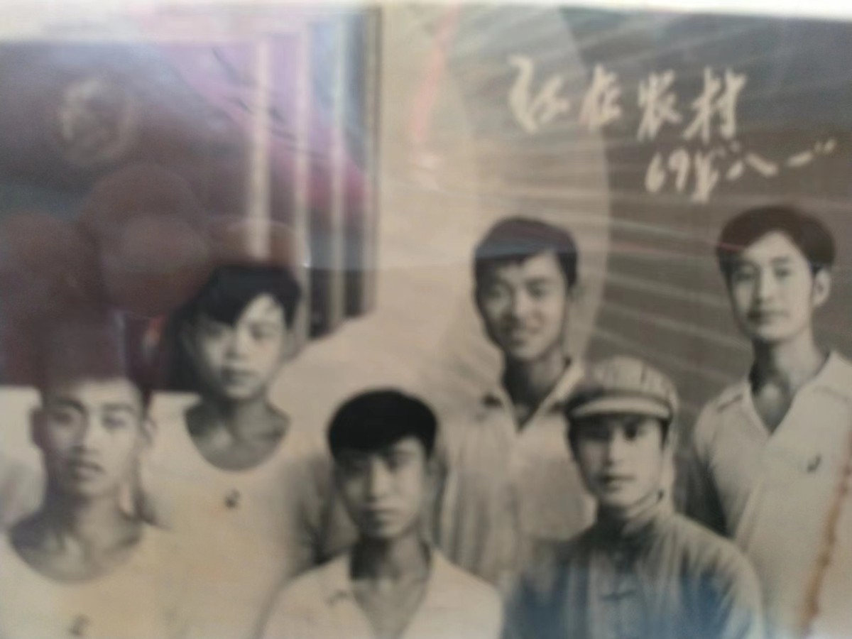 忆亡兄——“春蚕到死丝方尽，蜡烛成灰泪始干”