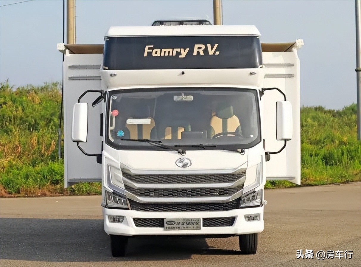 上汽轻卡房车h500好还是h300好,15-20万全新轻卡房车推荐