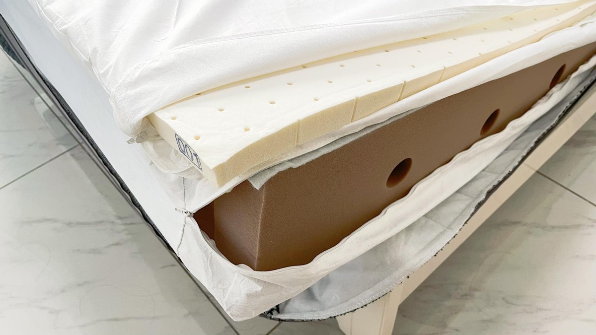 8h床垫青年版,8h黑金刚和蓝金刚床垫区别