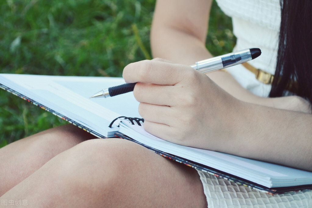 没有天赋的普通人，如何写出自媒体文章？收藏干货