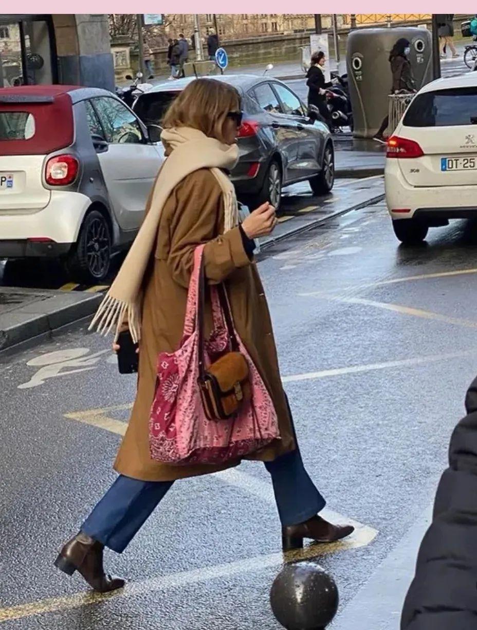 “穿越”到欧洲街头，我发现时髦的普通人们其实在穿这三双鞋子！