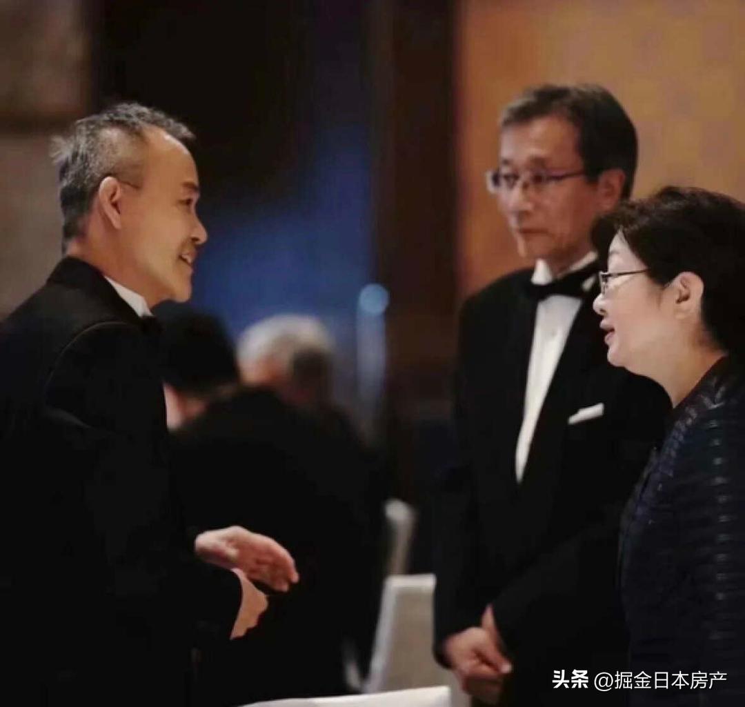 国内外医药行业大佬浮出水面,商界大佬最近动向