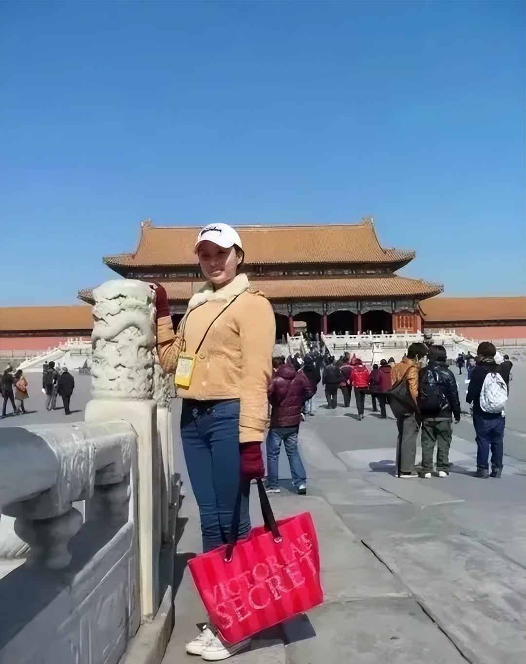 她变美了,但不再取悦别人了