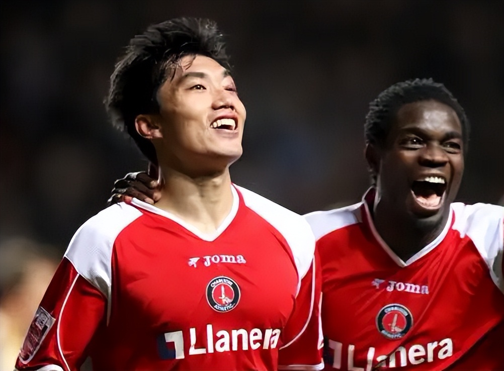 郑智查尔顿效力多长时间,郑智从查尔顿回国后到哪支球队