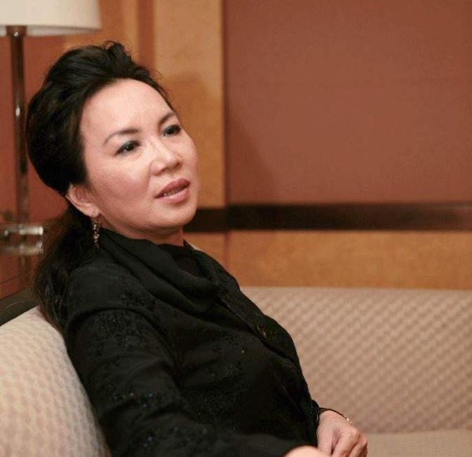 苏芮酒干倘卖无年轻照片,苏芮和谁一块演唱酒干倘卖无