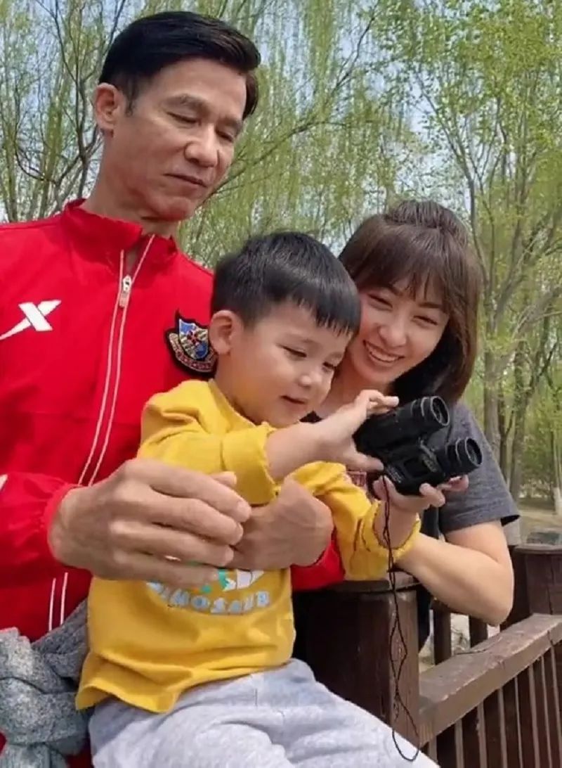 香港感染新冠病毒死亡的明星,港星感染肺炎名单