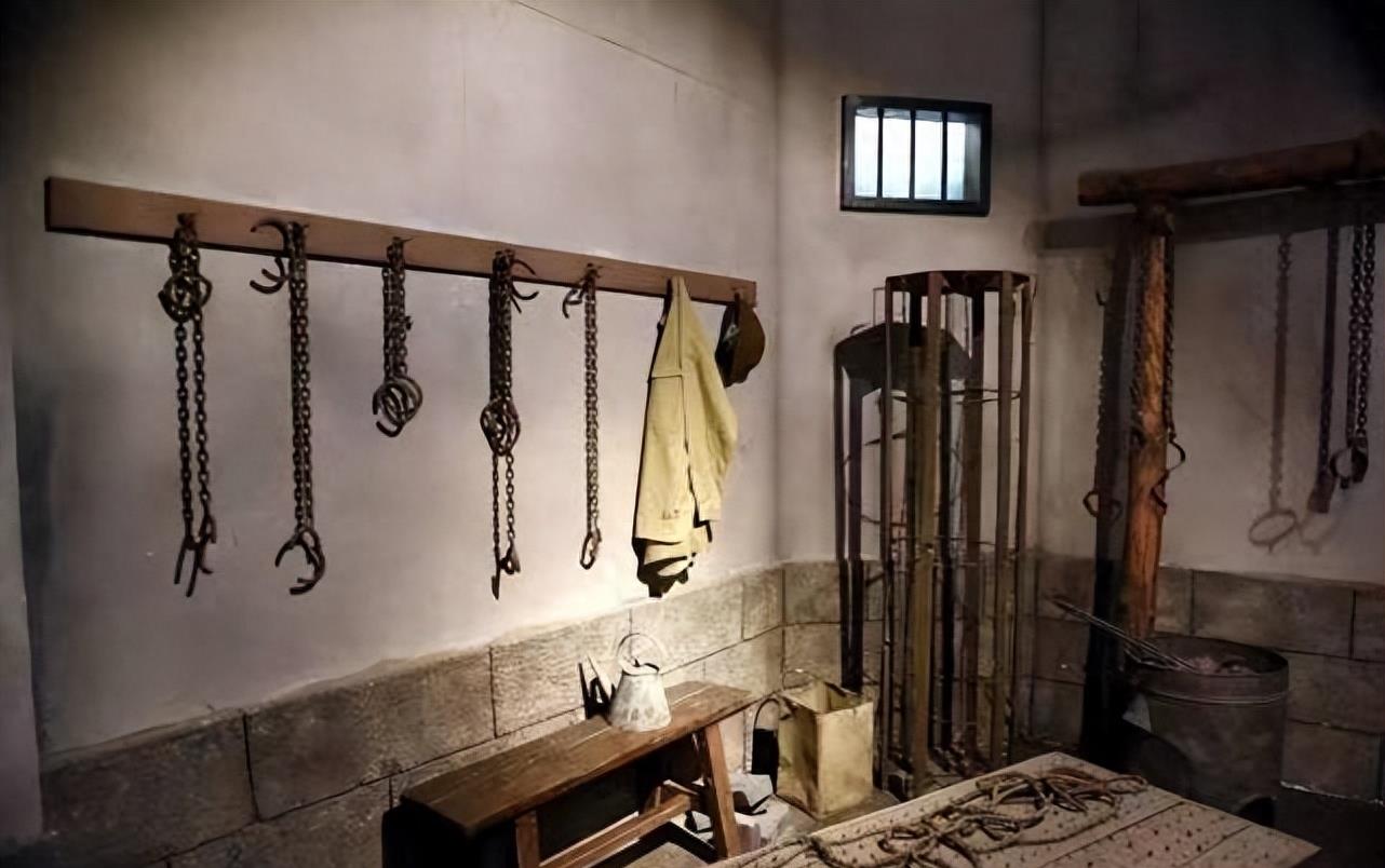 抗日女烈士朱凡：被日*用军**火炙烤分尸，断气前仍让日军汗流浃背！