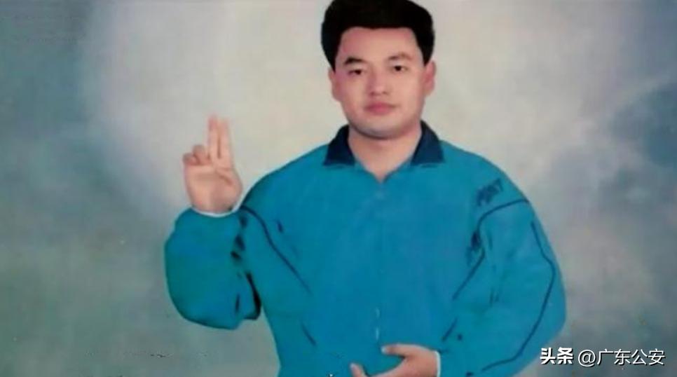 靠“发功治病”、兜售“法器”敛财，12天狂赚2000万！有人因他自杀……起底害人“菩提功”！