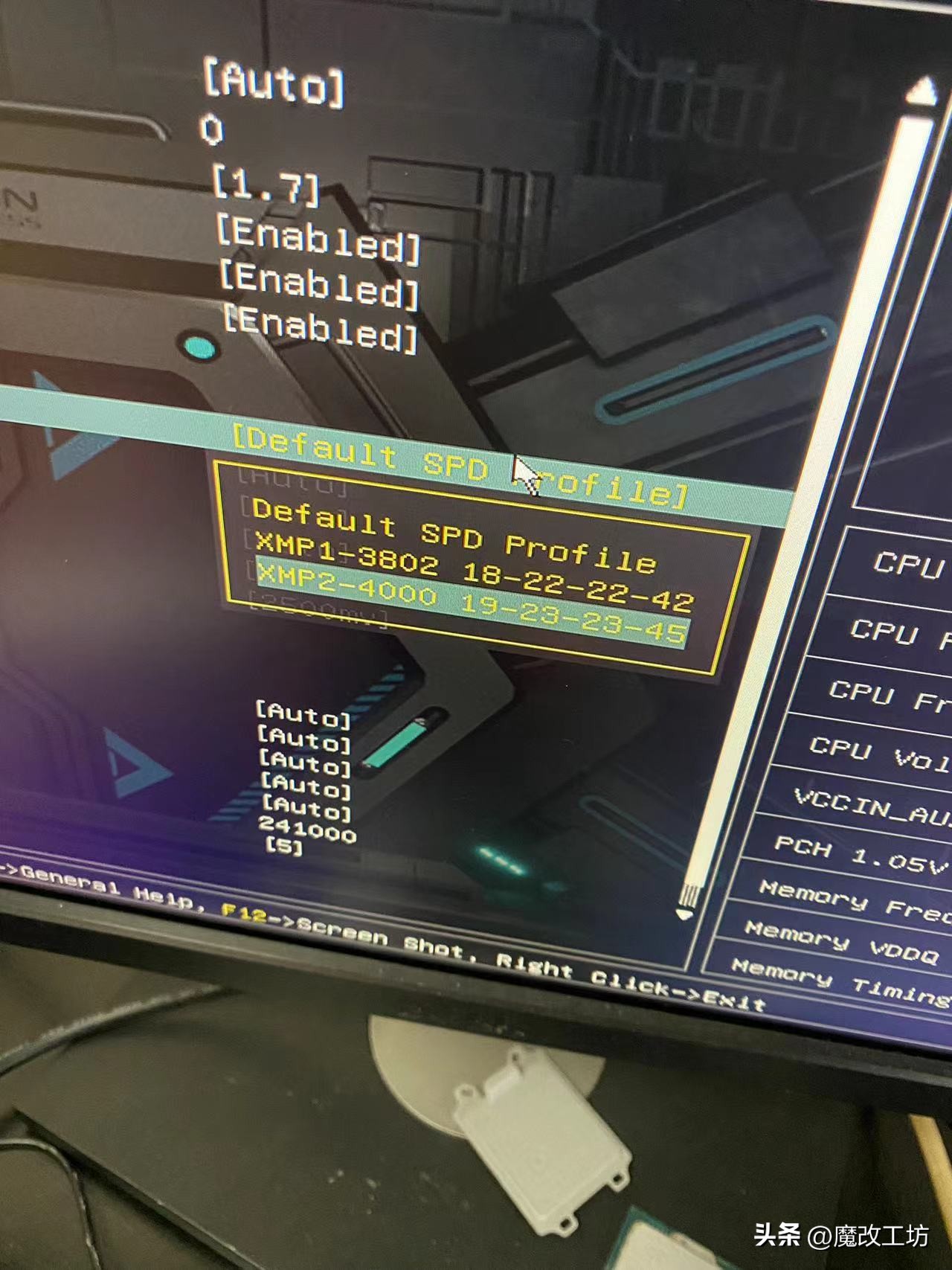 699元丐帮帮主760终结者主板本质跟七彩虹影驰无异!温度瞬间破百