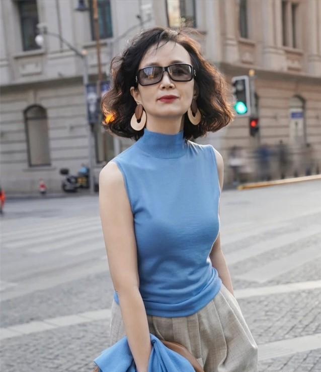 不挑年龄的女士烫头发,五十岁以上女士烫头发怎么烫好看