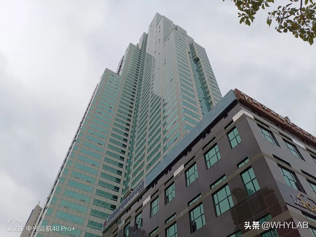 涓叴杩滆埅40,涓叴杩滆埅40pro+