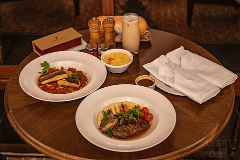 哈伊马角利兹卡尔顿,哈伊马角沙漠丽思卡尔顿酒店