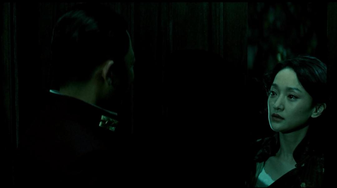 电影风声为何与原著差别那么大,电影风声中的细节