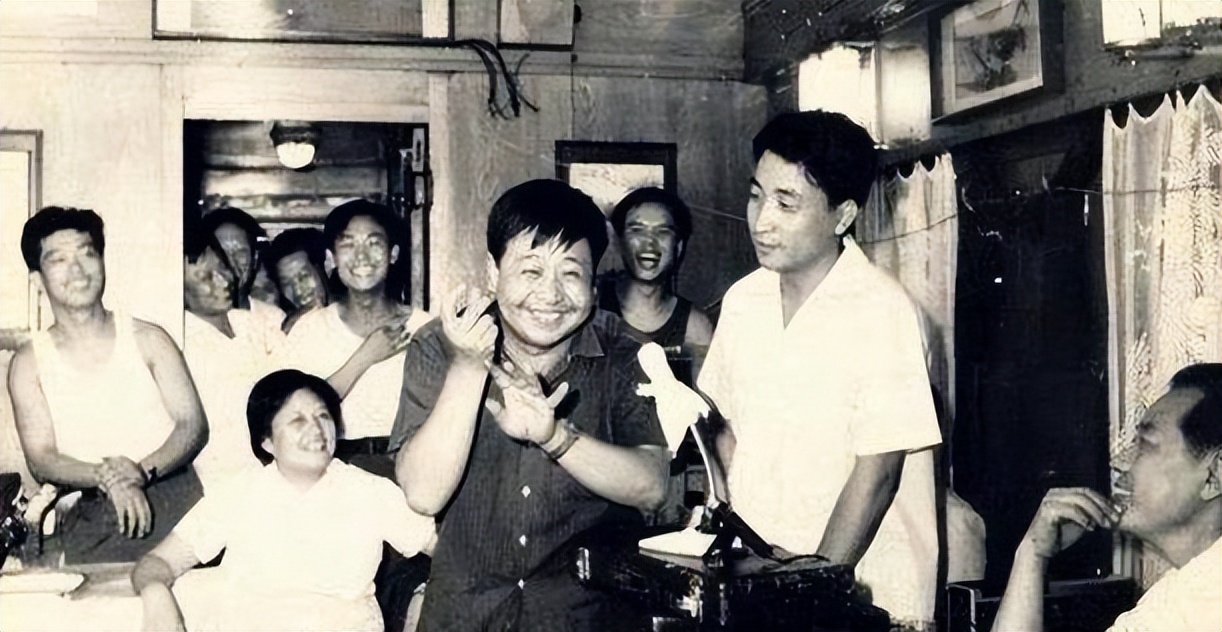 姜昆心怀善念改变孩子一生,姜昆的早期视频