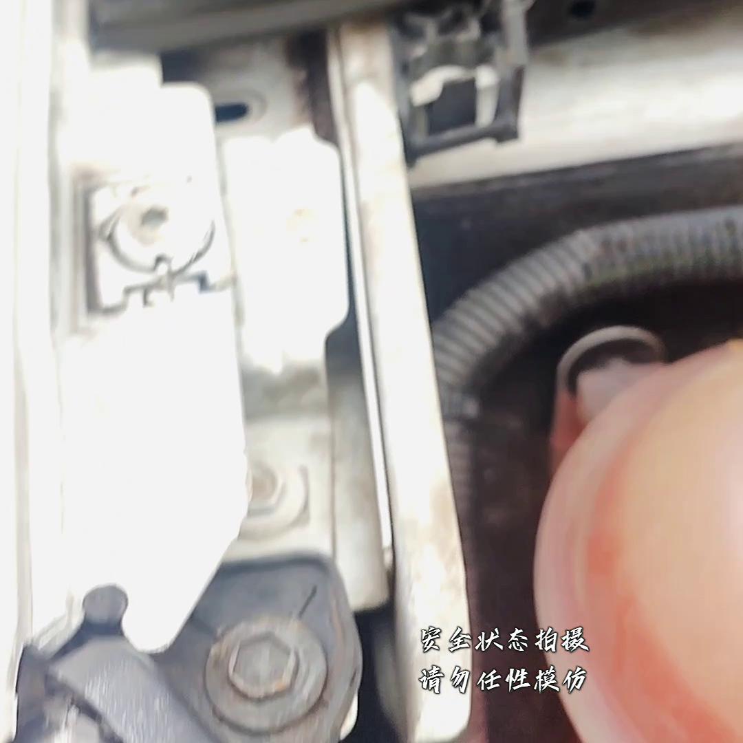 2011年上牌的标致408现在值多少,2011年上牌的标志408一年审几次