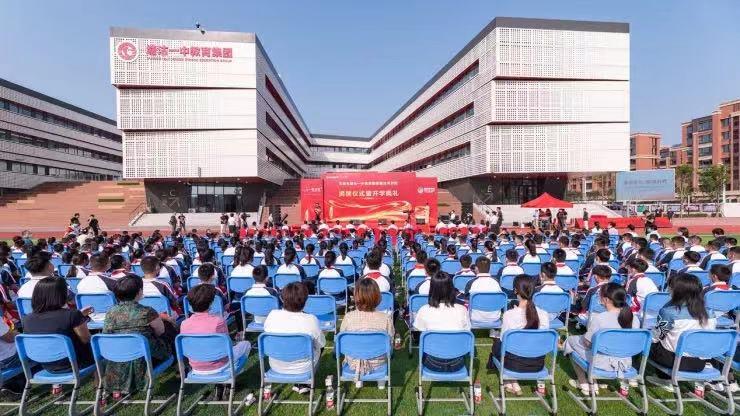 天津主城区有多少小学,天津一共有几个中学