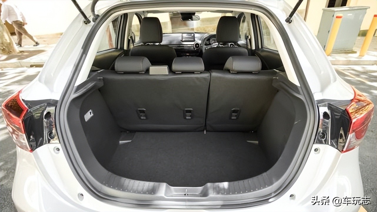 2022款马自达2.0自动质炫版看内饰,2.0马自达测评