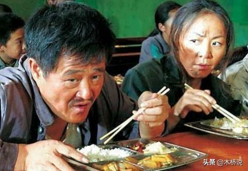 陈佩斯吃面条完整版是真的吗,陈佩斯吃假面条完整版