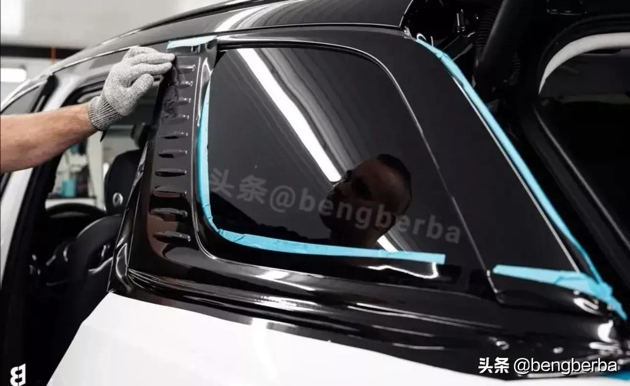 2022新款红旗e-hs9燃油版五座,红旗hs9出口多少钱