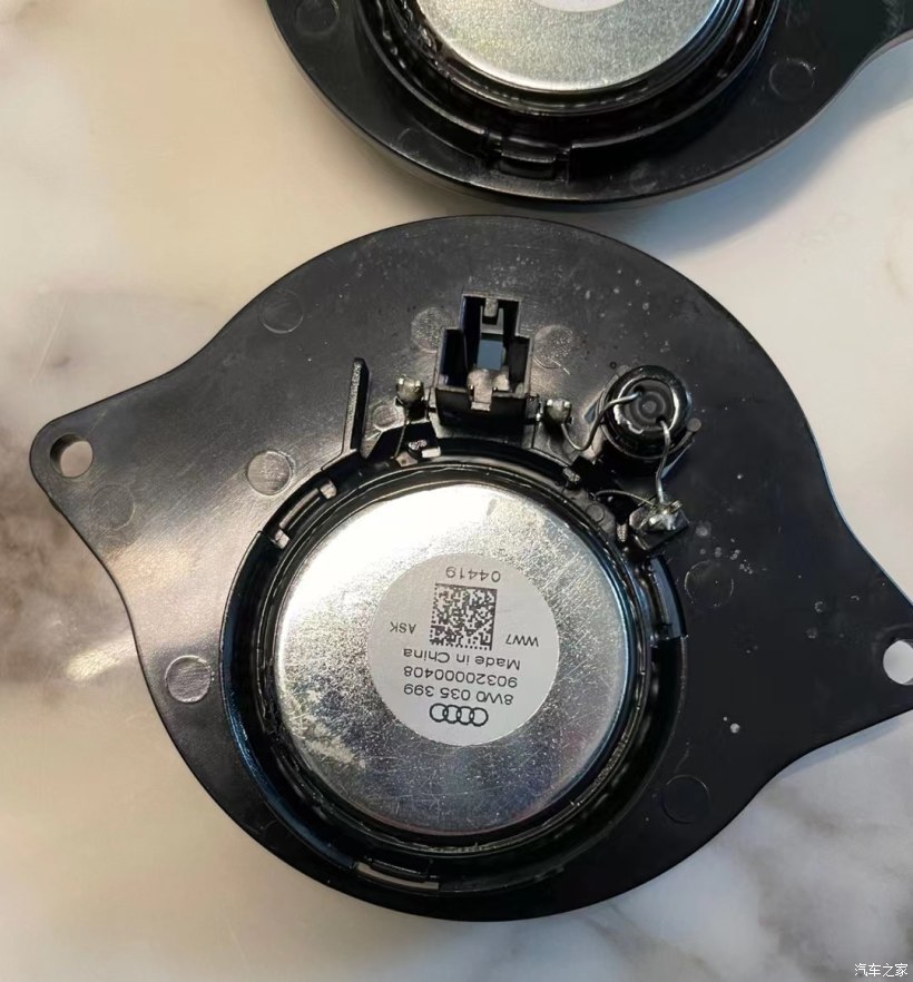 奥迪a6后门喇叭更换教程,2019款奥迪a6怎样加装音响喇叭