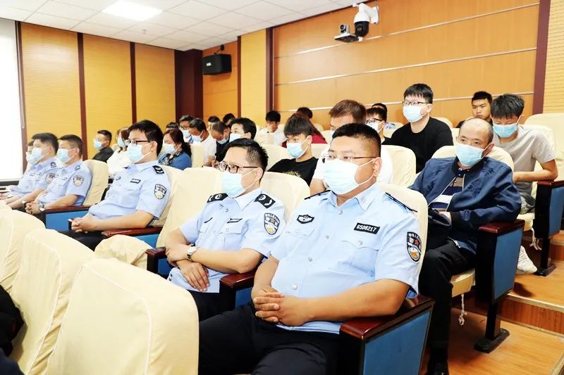 缓刑期内犯新罪数罪并罚获重刑,在缓刑考验期内又犯新罪如何处理