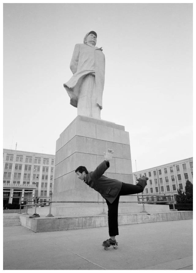 49年以来最真实、最深刻的影像：人的神态反映了时代的好坏