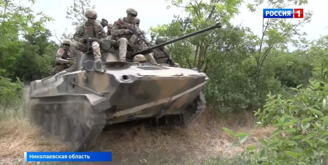 俄军内部“突然生变”!伞兵当步兵用空降兵司令被解职,上面震怒