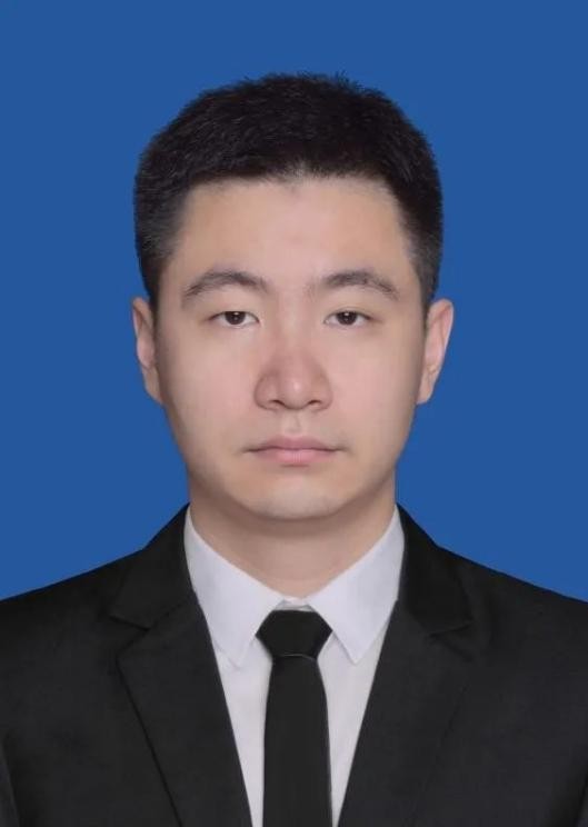 东北大学帅气辅导员照片,东北大学帅气辅导员