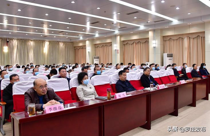 党的十九届六中全会精神报告会,市委宣讲团宣讲十九届六中全会