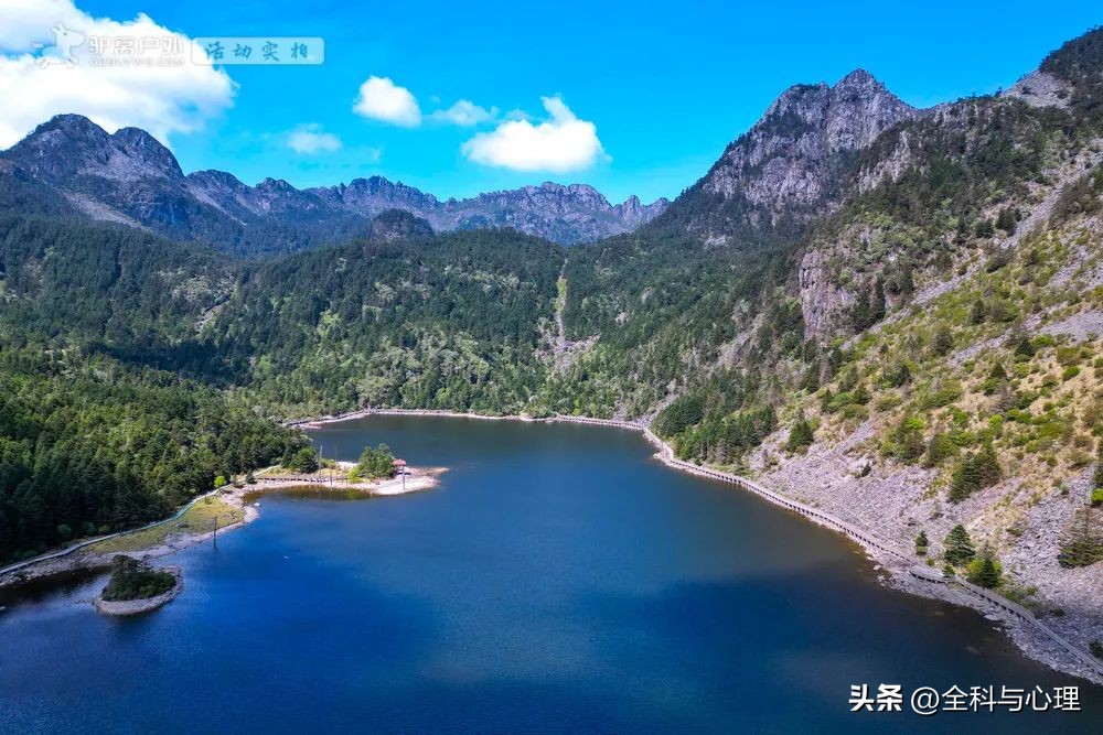 四川大凉山温泉瀑布视频,四川大凉山螺髻山温泉瀑布