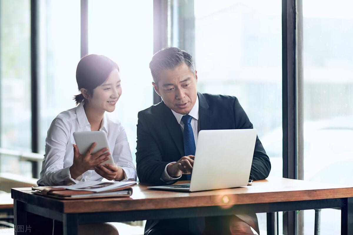 如何让教师有劲头学校有活力,校长谈如何引领青年教师