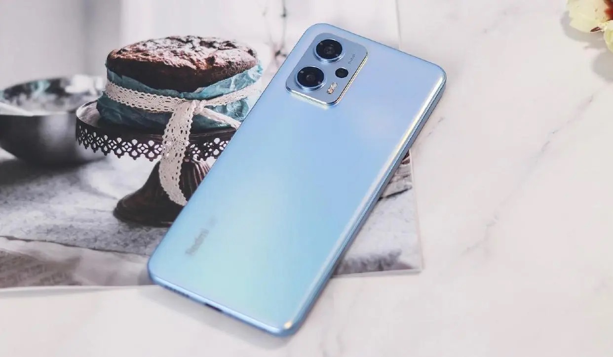 小米1000到2000性价比高的手机,vivo手机哪款性价比高1000以内