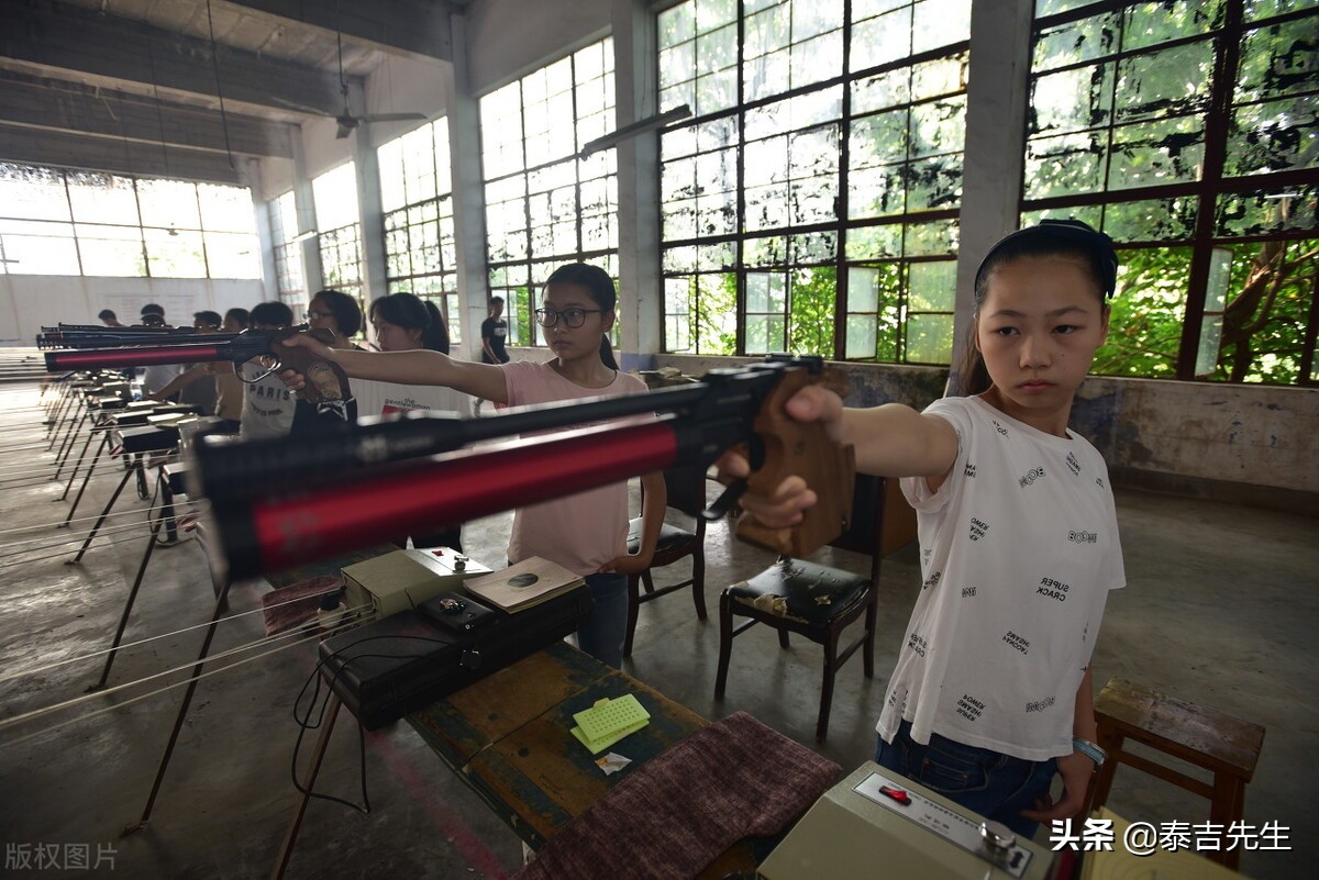 终于明白了《易经》六十四卦各爻的深刻含义，原来这么简单